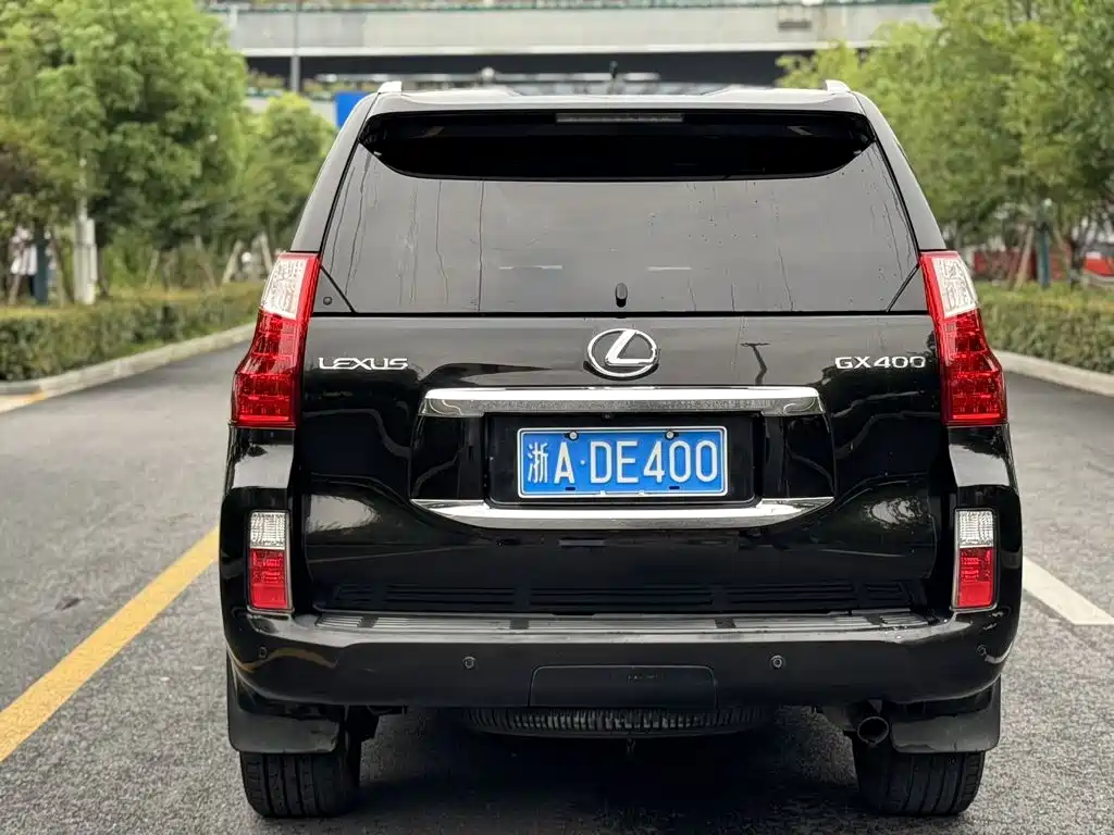 Lexus GX — миниатюра 5