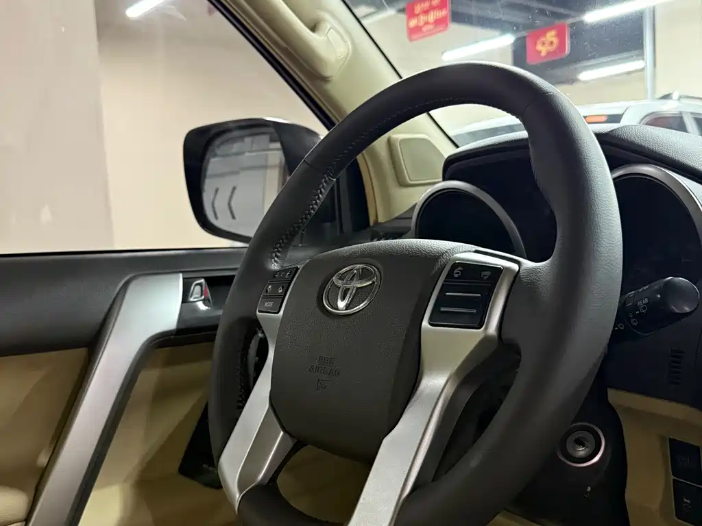 Toyota Prado (Import) — миниатюра 10