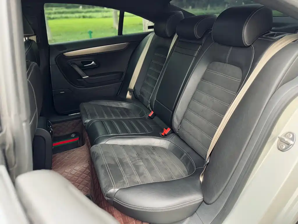 Volkswagen FAW - Passat CC CC 2018 1.8TSI Luxury