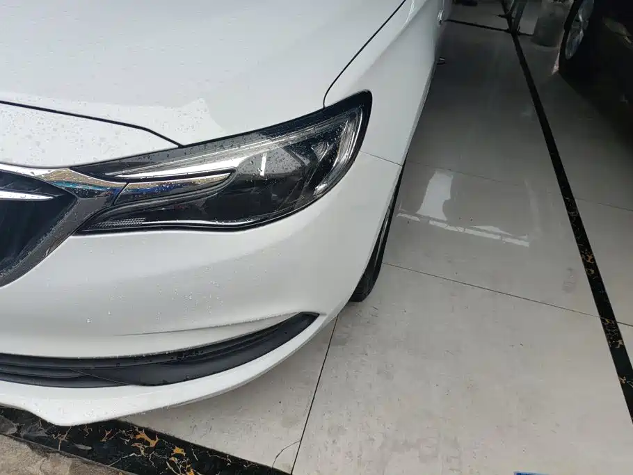 Buick Excelle — миниатюра 5