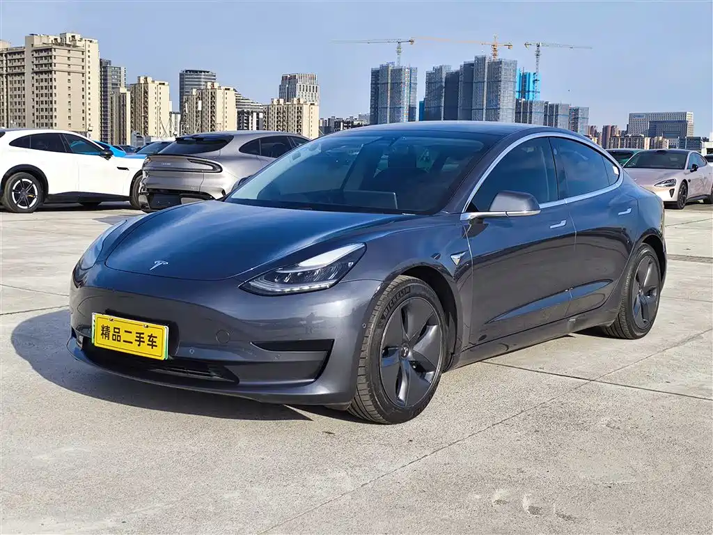 Tesla Model 3 2020