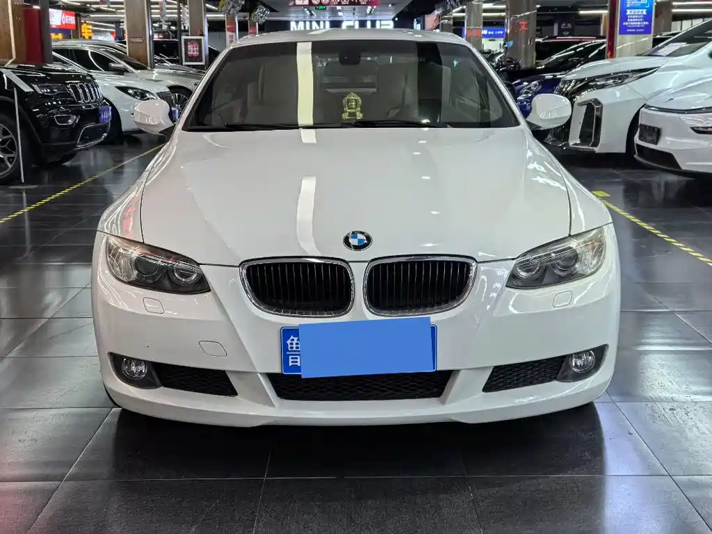 BMW 3 Series 3 2011 320i