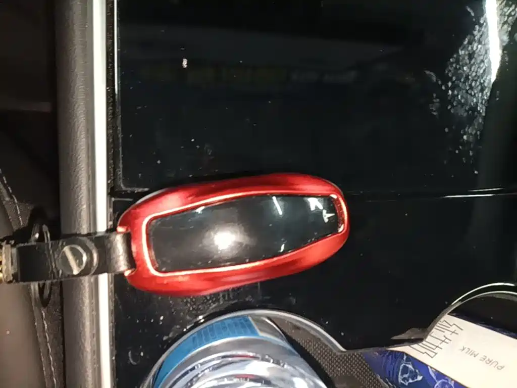 Tesla Model 3 — миниатюра 9