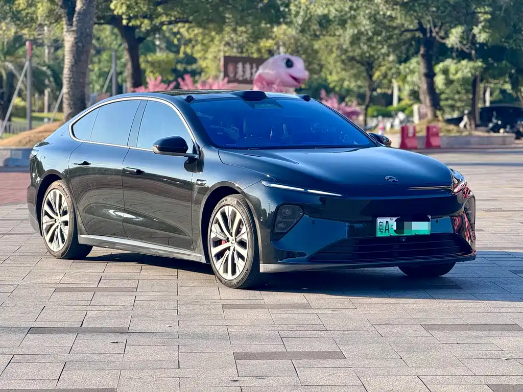 NIO NIO ET7