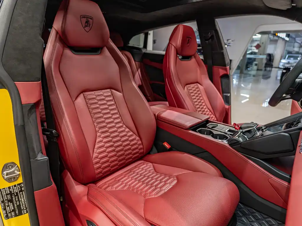 Lamborghini Urus 2021 4.0T V8