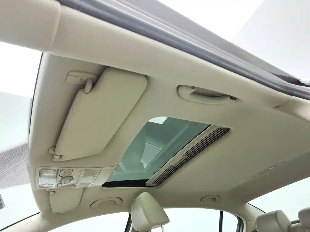 Volkswagen Magotan — миниатюра 14