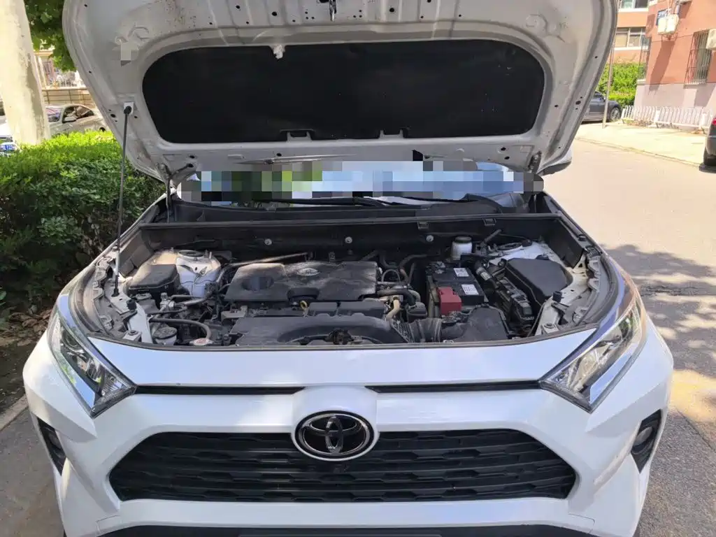 Toyota RAV4 — миниатюра 16