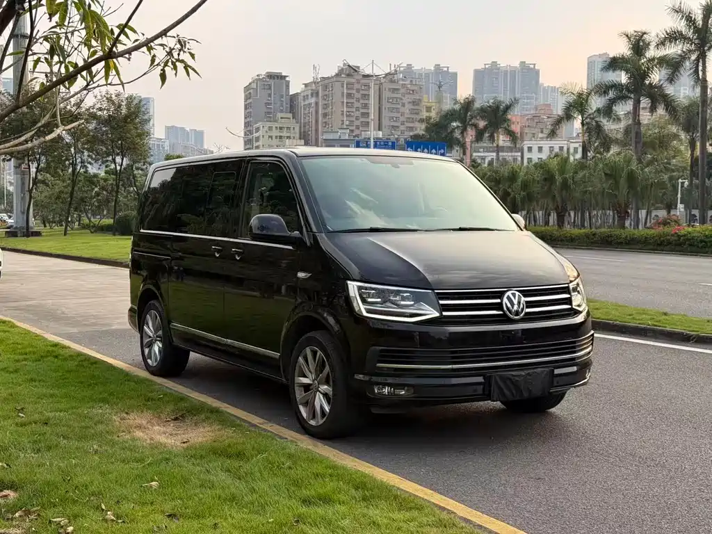 Volkswagen Multivan — миниатюра 3