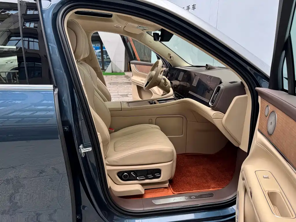 Aito M9 2024 Ultra 52kWh 5 мест