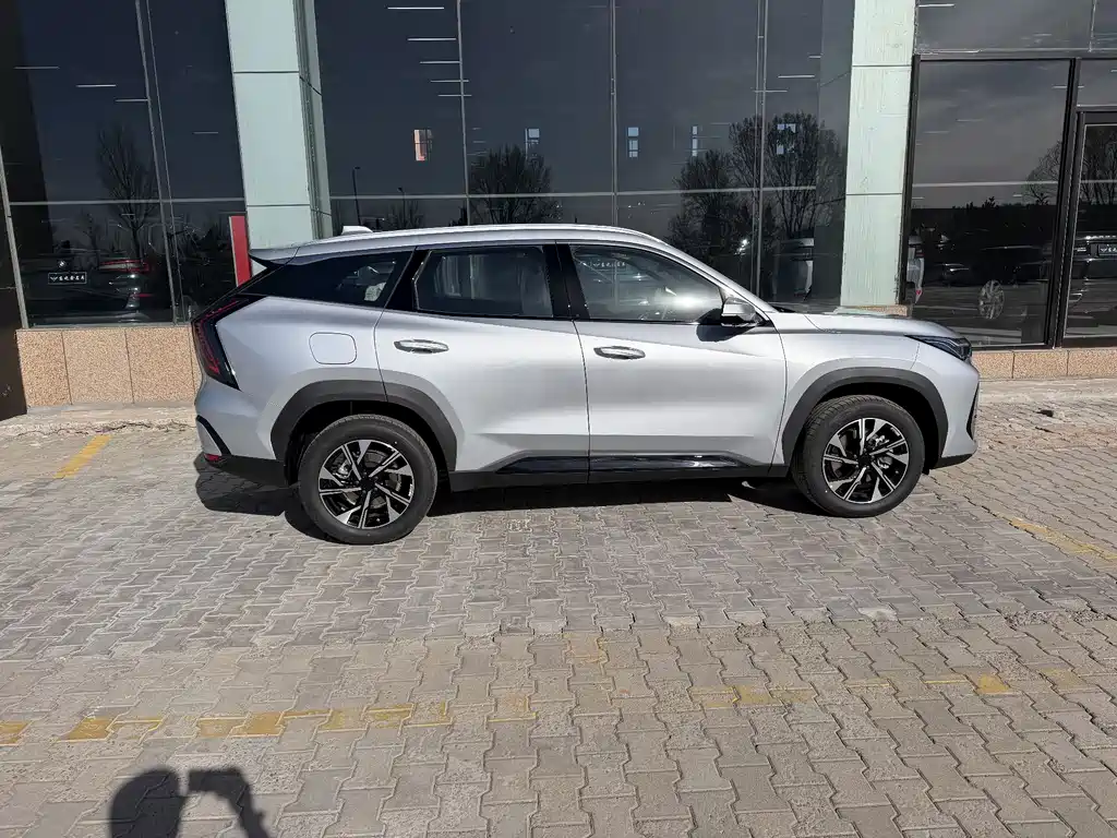 Geely Boyue L L 2025 1.5TD DCT