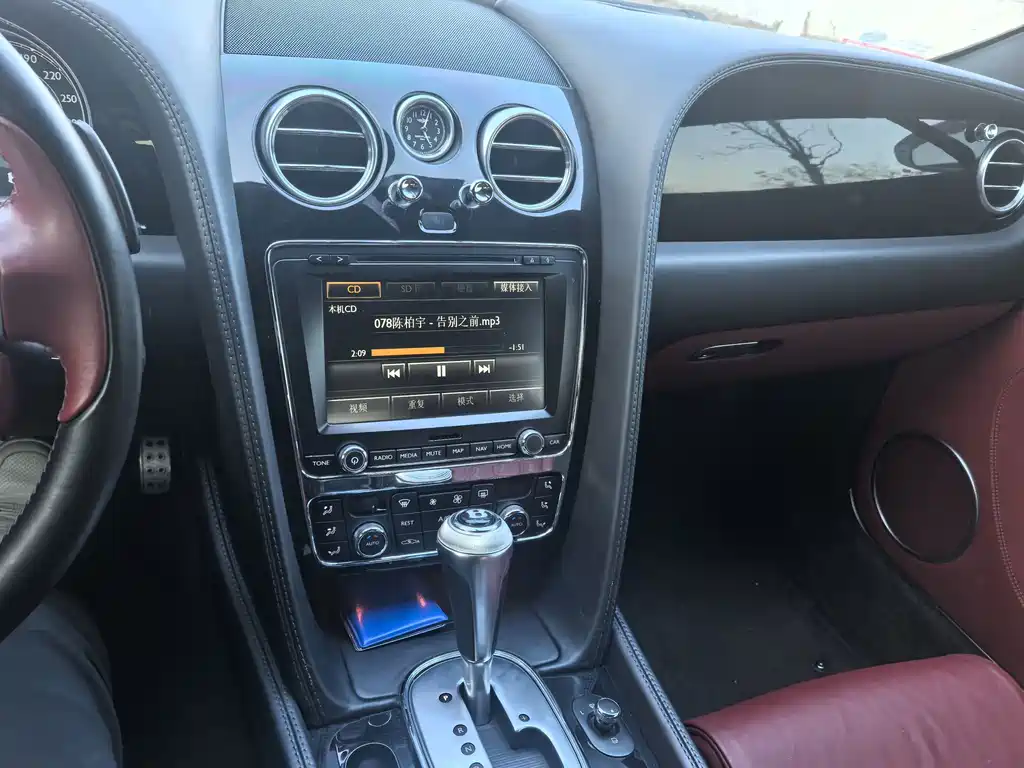 Bentley Continental — миниатюра 9