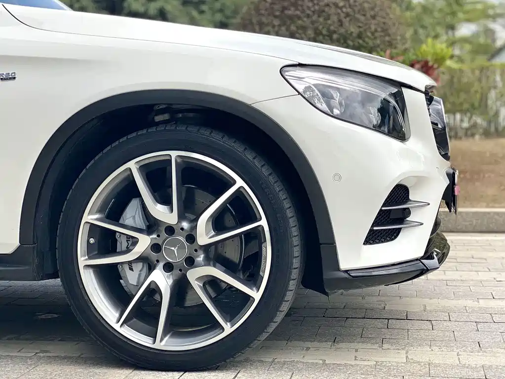 Mercedes-Benz GLC AMG — миниатюра 18