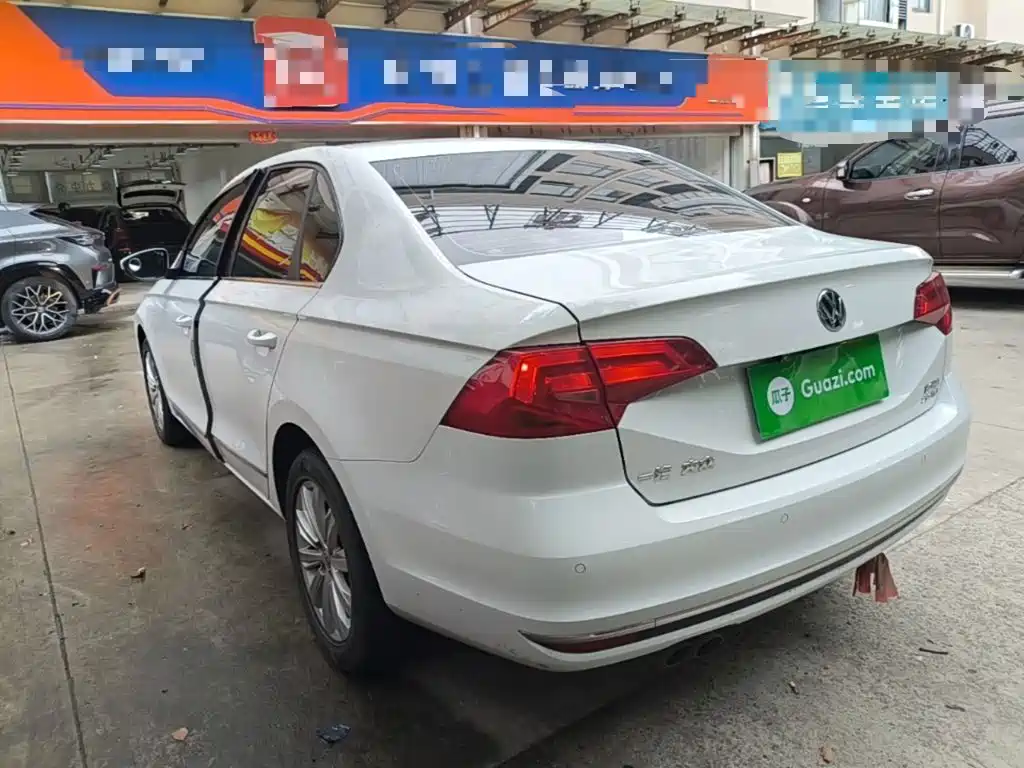 Volkswagen Bora — миниатюра 23