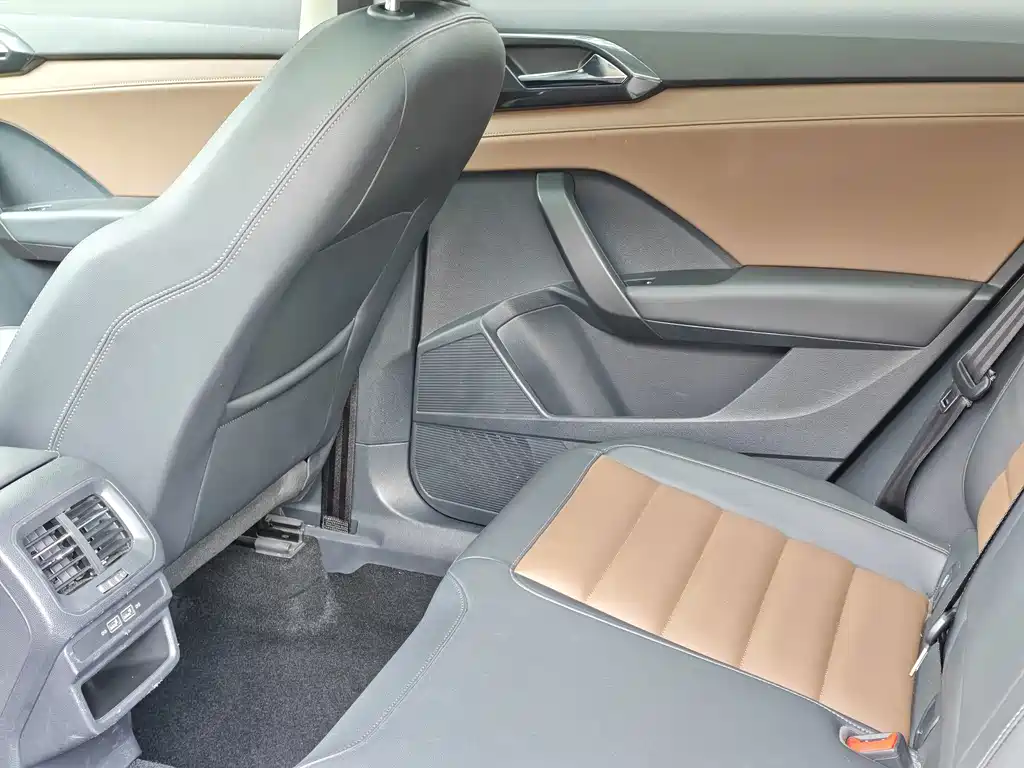 Volkswagen Tharu — миниатюра 33