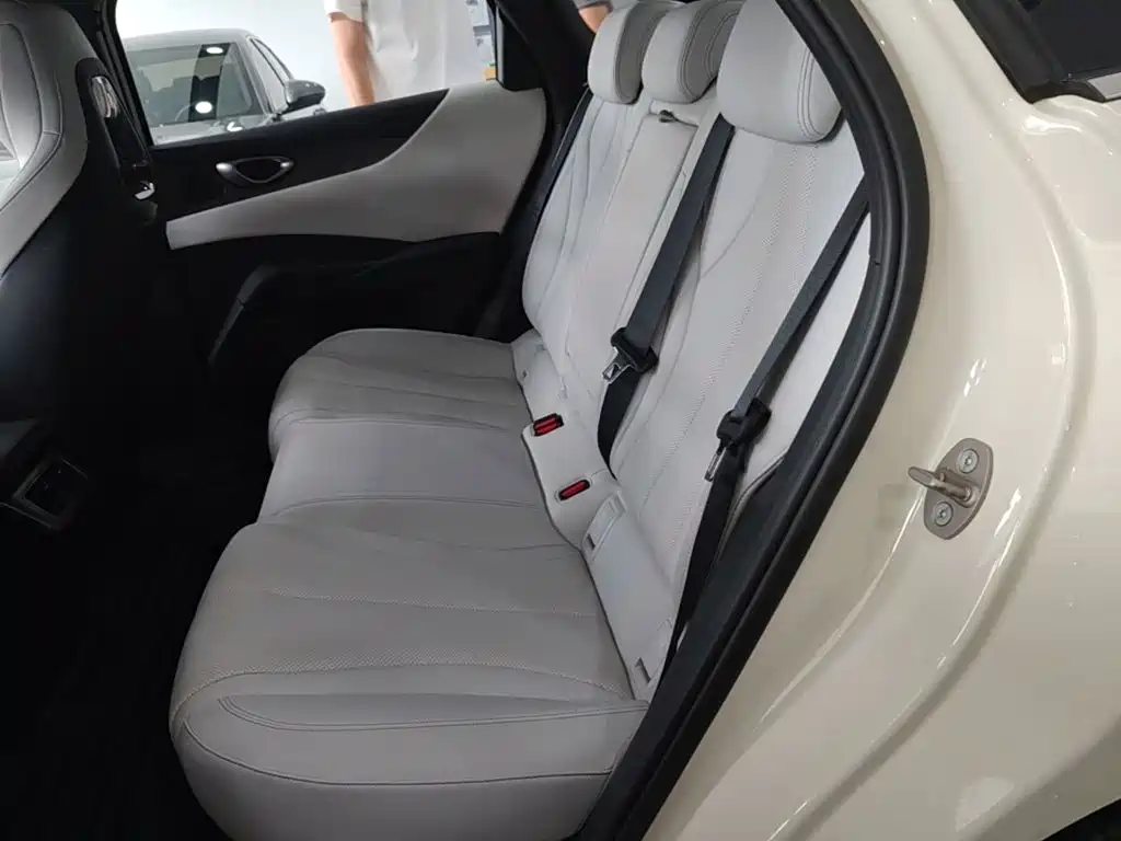 BYD Seal 06 — миниатюра 17