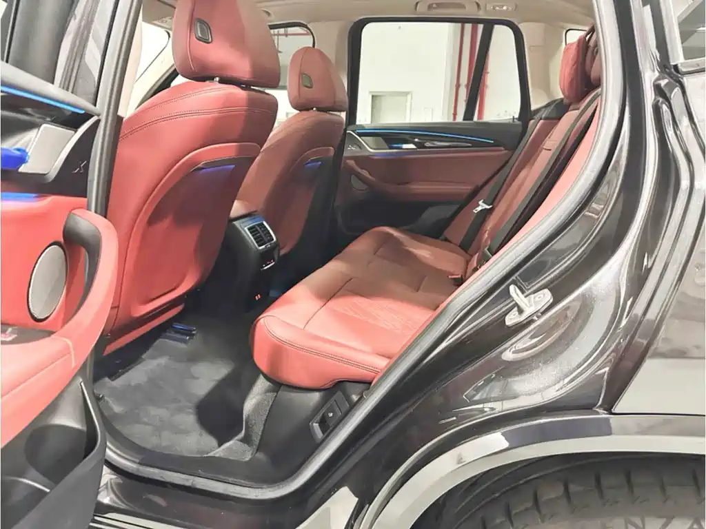 BMW iX3 — миниатюра 11