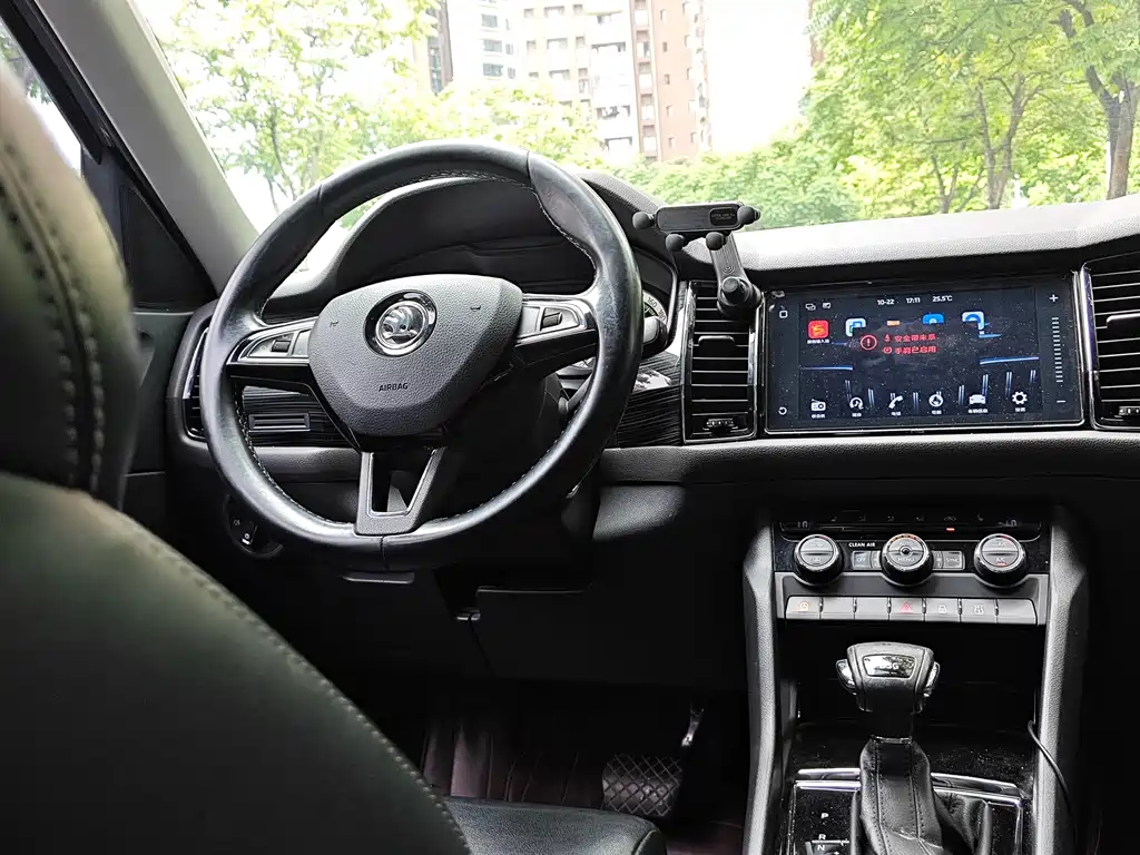 Skoda Kodiaq 2018 TSI330 5 мест Luxury