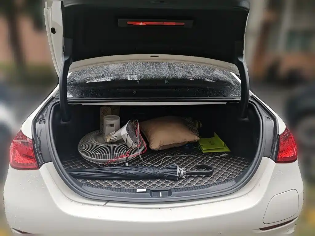 Mercedes-Benz C-Class New Energy — миниатюра 20