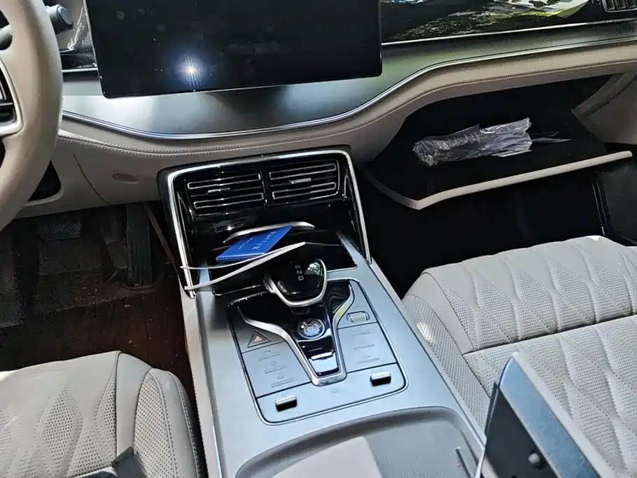BYD Tang New Energy — миниатюра 16