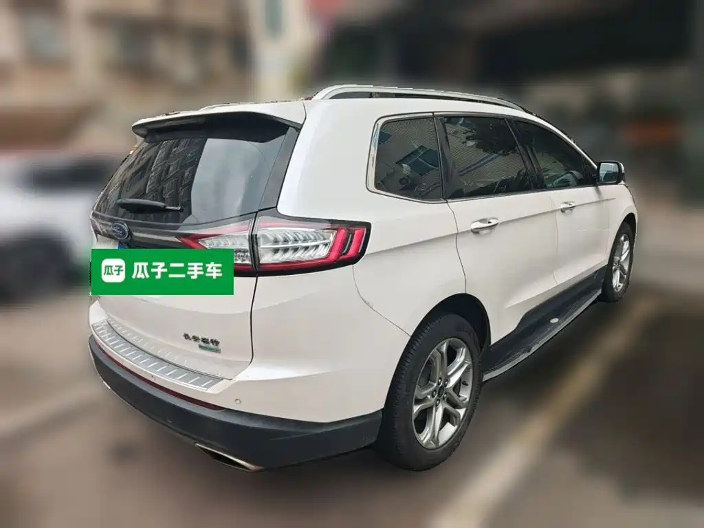 Ford Edge — миниатюра 6