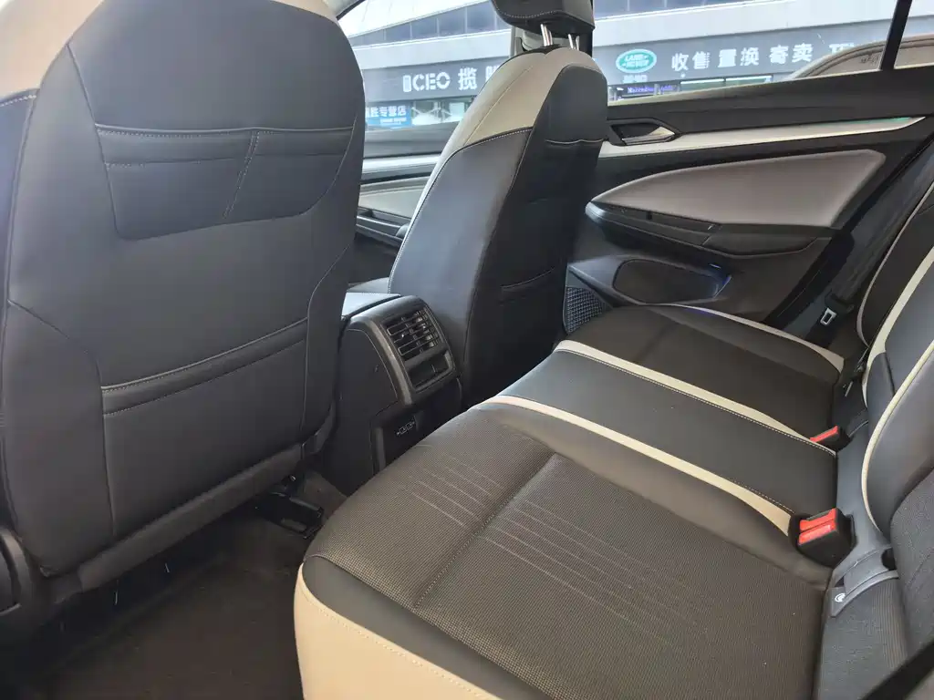 Volkswagen Golf 2021 280TSI DSG Pro