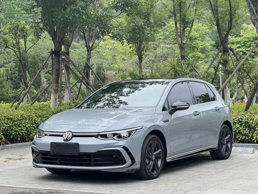 Volkswagen Golf 2022