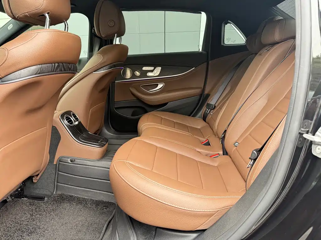 Mercedes-Benz E-Class E 2020 E 300 L Sport Fashion