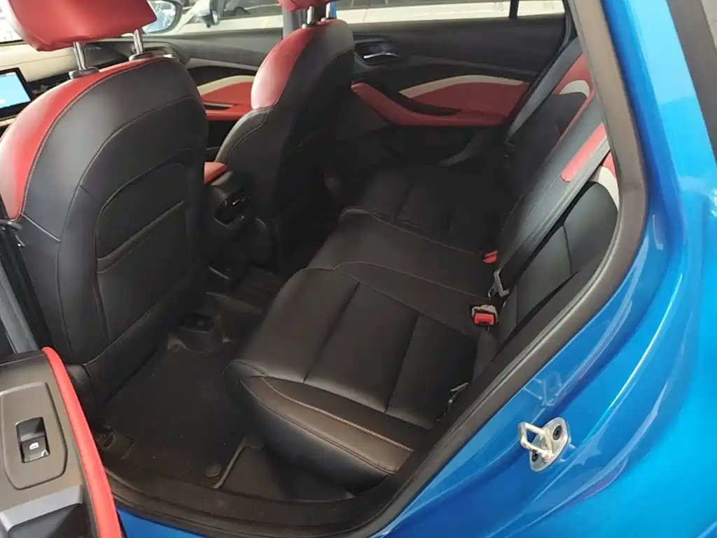 MG MG5 — миниатюра 17