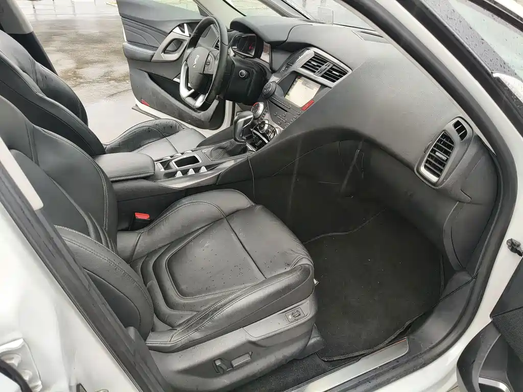 DS DS 5 — миниатюра 9