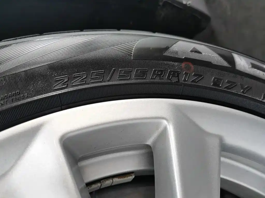 BMW 5 Series — миниатюра 24