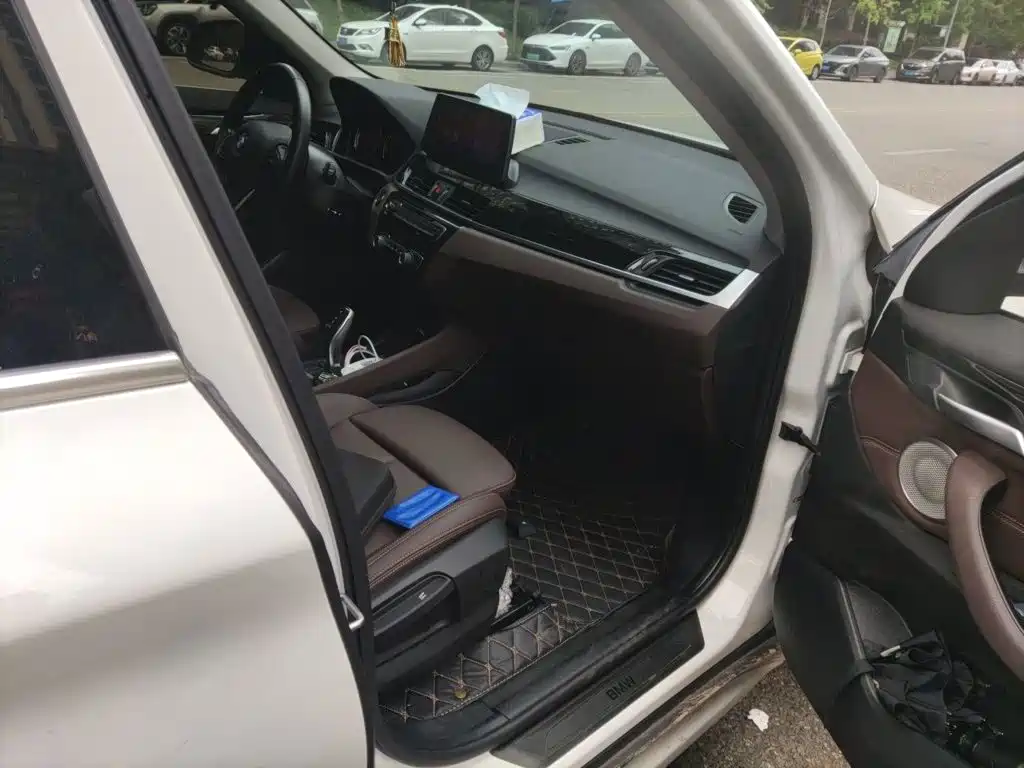 BMW X1 — миниатюра 19
