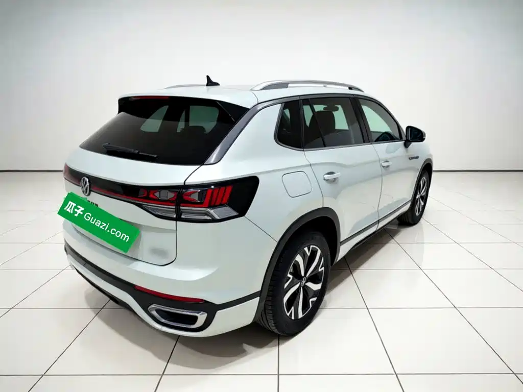 Volkswagen Tayron GTE — миниатюра 6