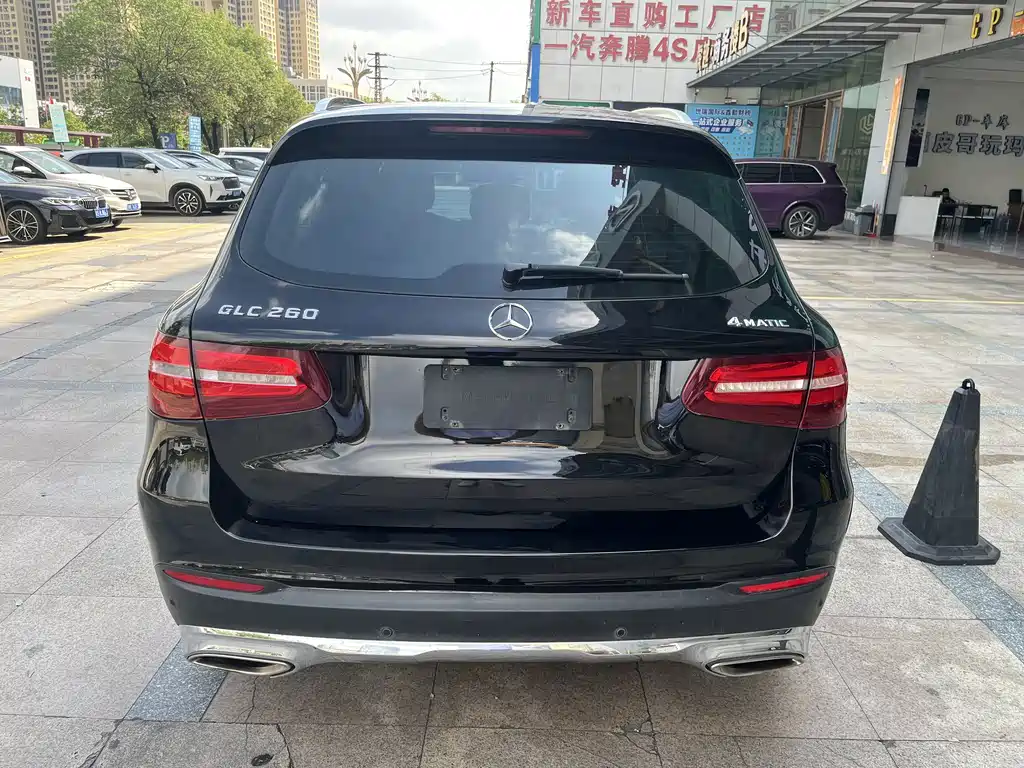 Mercedes-Benz GLC 2017 GLC 260 4MATIC Luxury