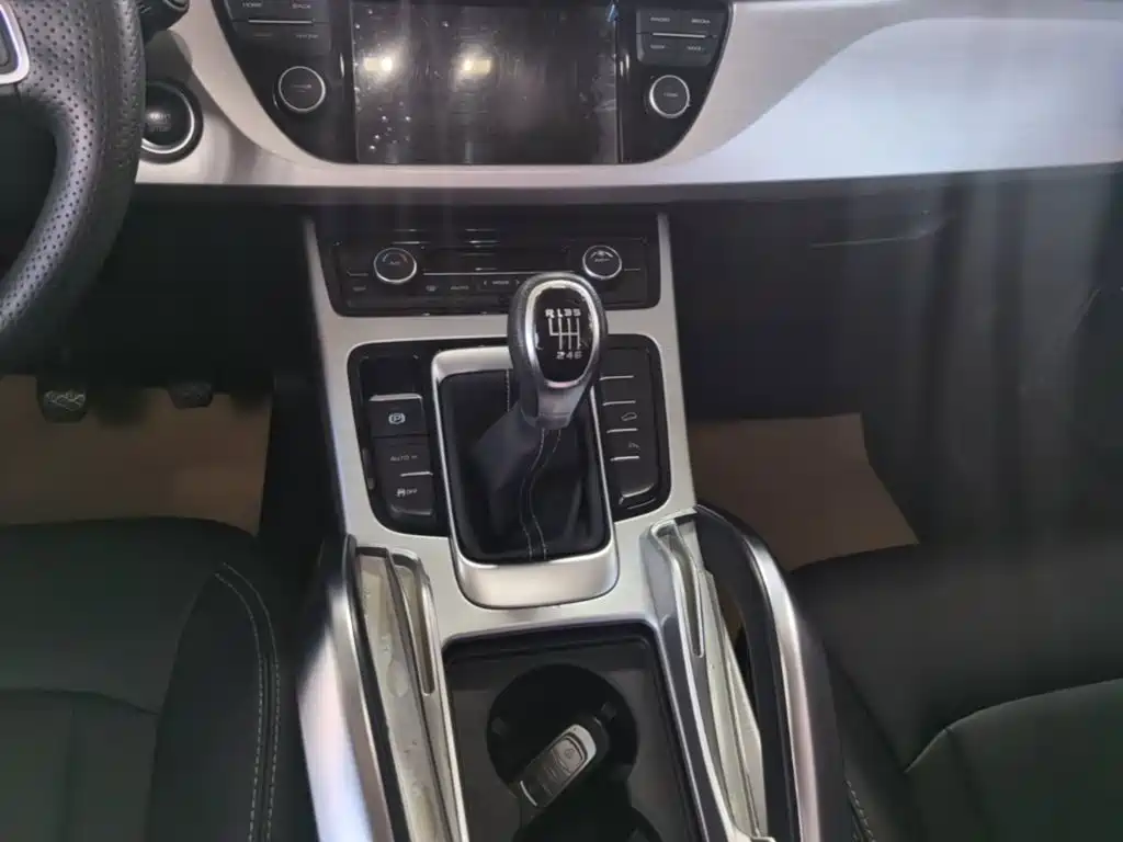 Geely Boyue — миниатюра 14