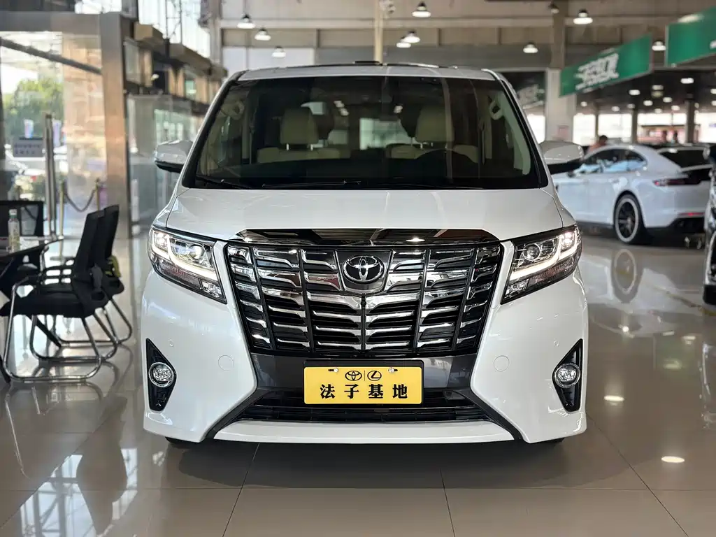 Toyota Alphard 2015 3.5L Luxury