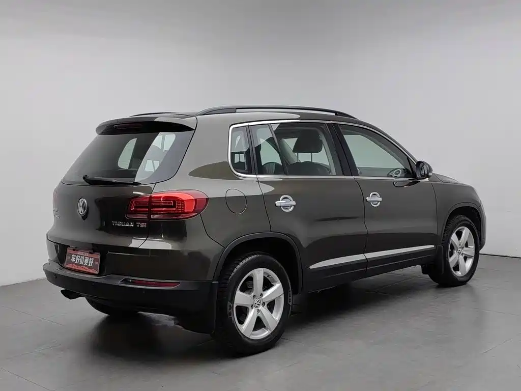 Volkswagen Tiguan — миниатюра 2
