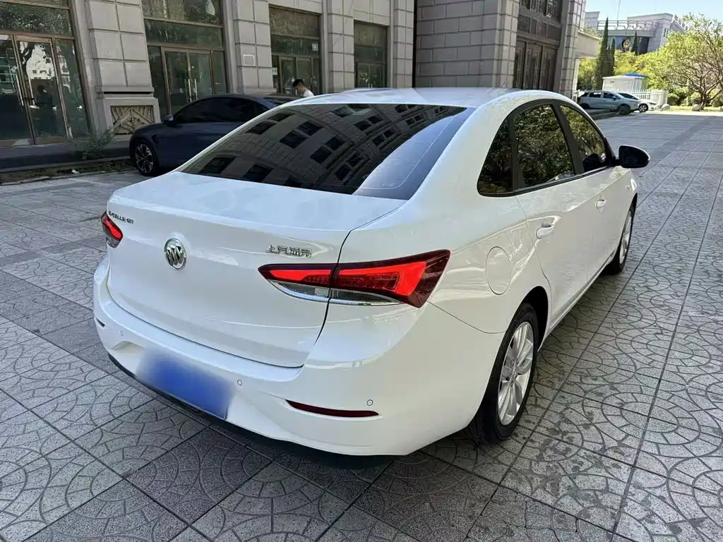 Buick Excelle — миниатюра 12