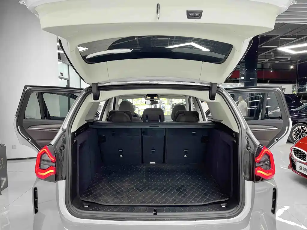 BMW X3 — миниатюра 15