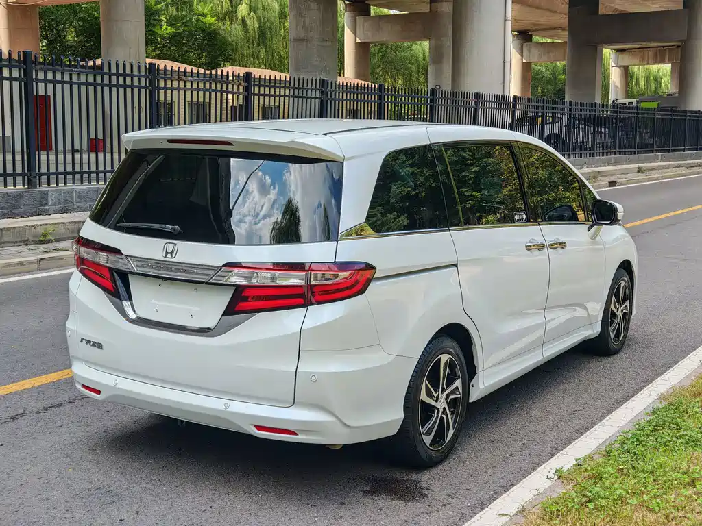 Honda Odyssey — миниатюра 14