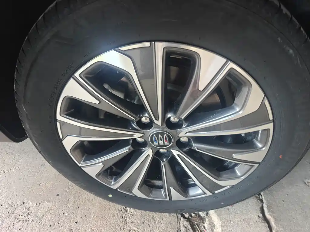 Buick Envision Plus — миниатюра 15