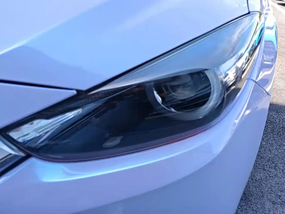 Mazda 3 Axela — миниатюра 5