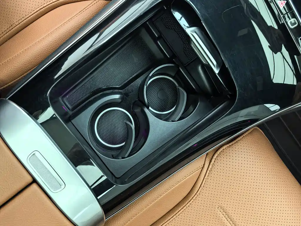 Mercedes-Benz GLC — миниатюра 8