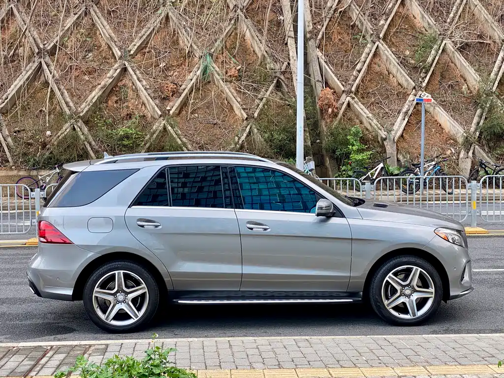 Mercedes-Benz GLE 2016 GLE 350 d 4MATIC
