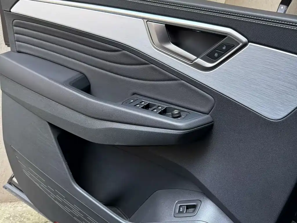 Volkswagen Viloran 2021 380TSI Luxury Pro