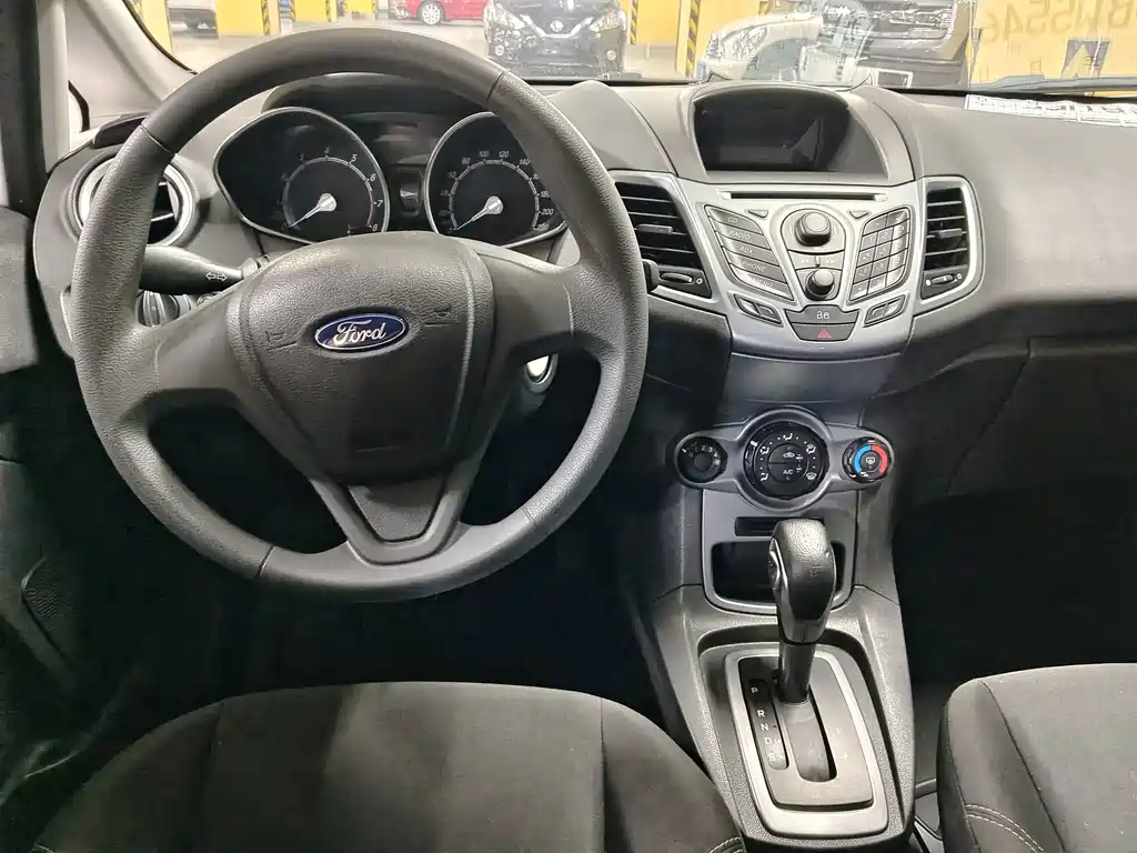 Ford Fiesta — миниатюра 9