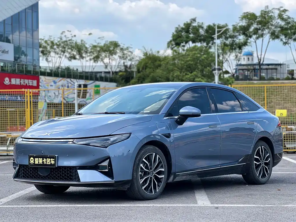 XPeng P5
