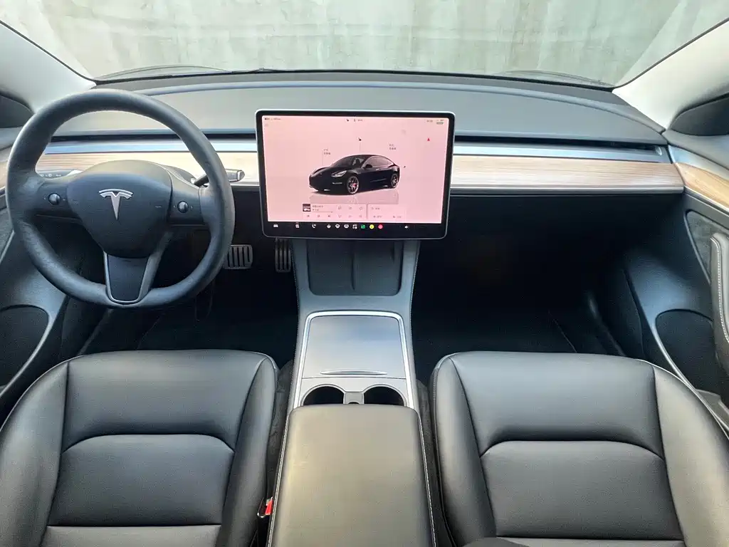 Tesla Model 3 — фотографии объявления, Фото 17