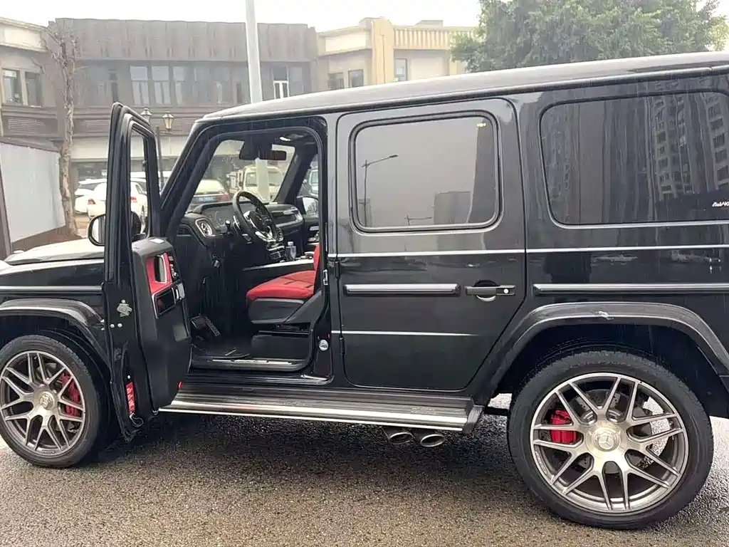 MERCEDES-BENZ G CLASS AMG