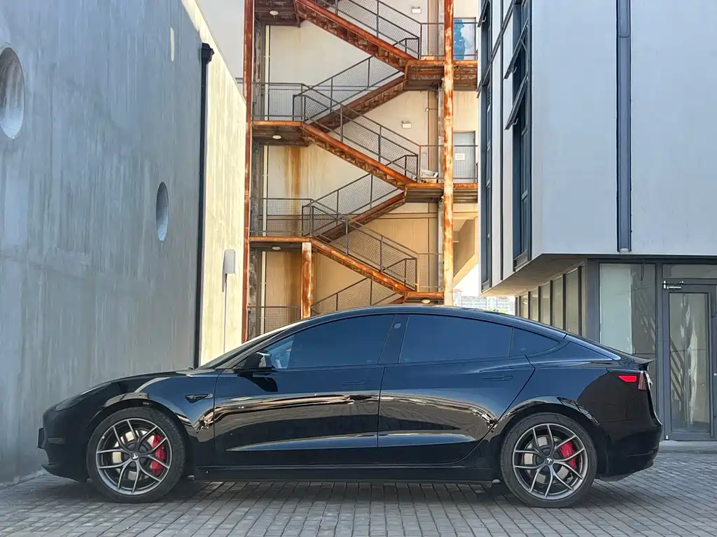 Tesla Model 3 — фотографии объявления, Фото 20