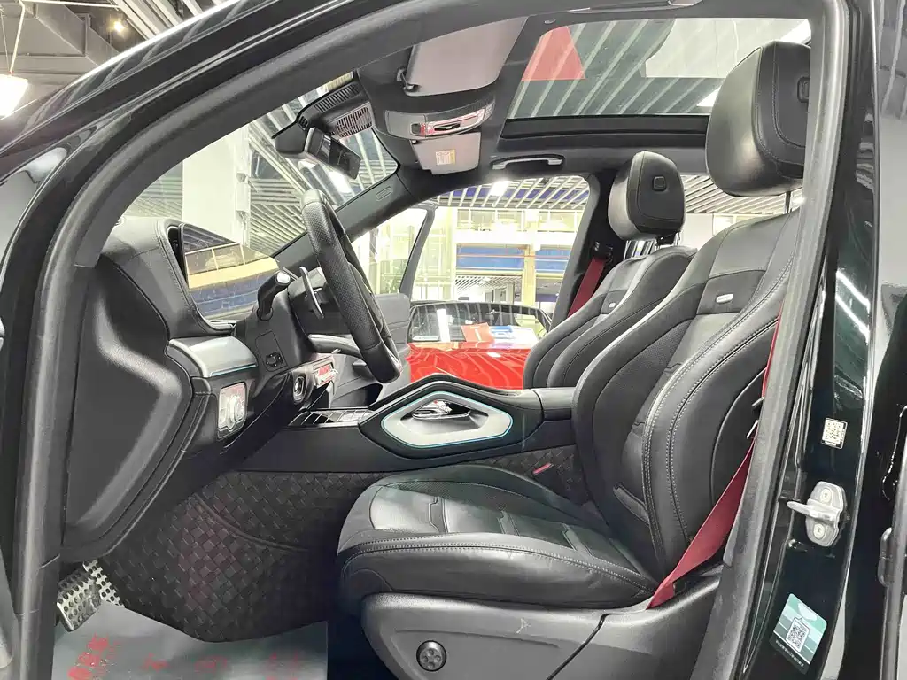 Mercedes-Benz GLE AMG — миниатюра 8